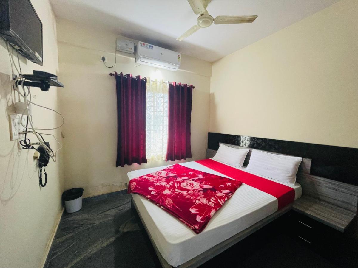 Hotel Crown Residency Mysore Exterior foto